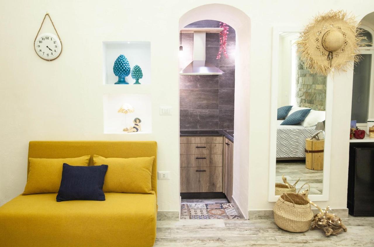Plebiscito House - Casa Vacanze Napoli エクステリア 写真
