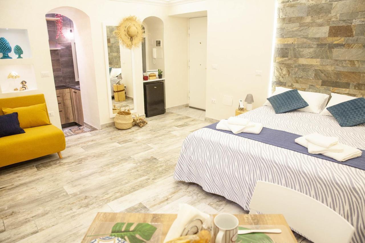 Plebiscito House - Casa Vacanze Napoli エクステリア 写真