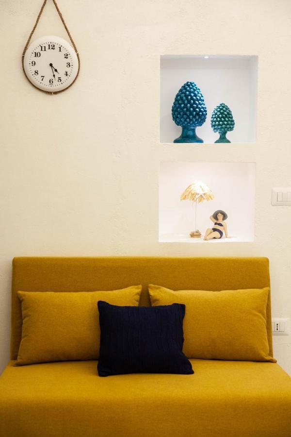 Plebiscito House - Casa Vacanze Napoli エクステリア 写真