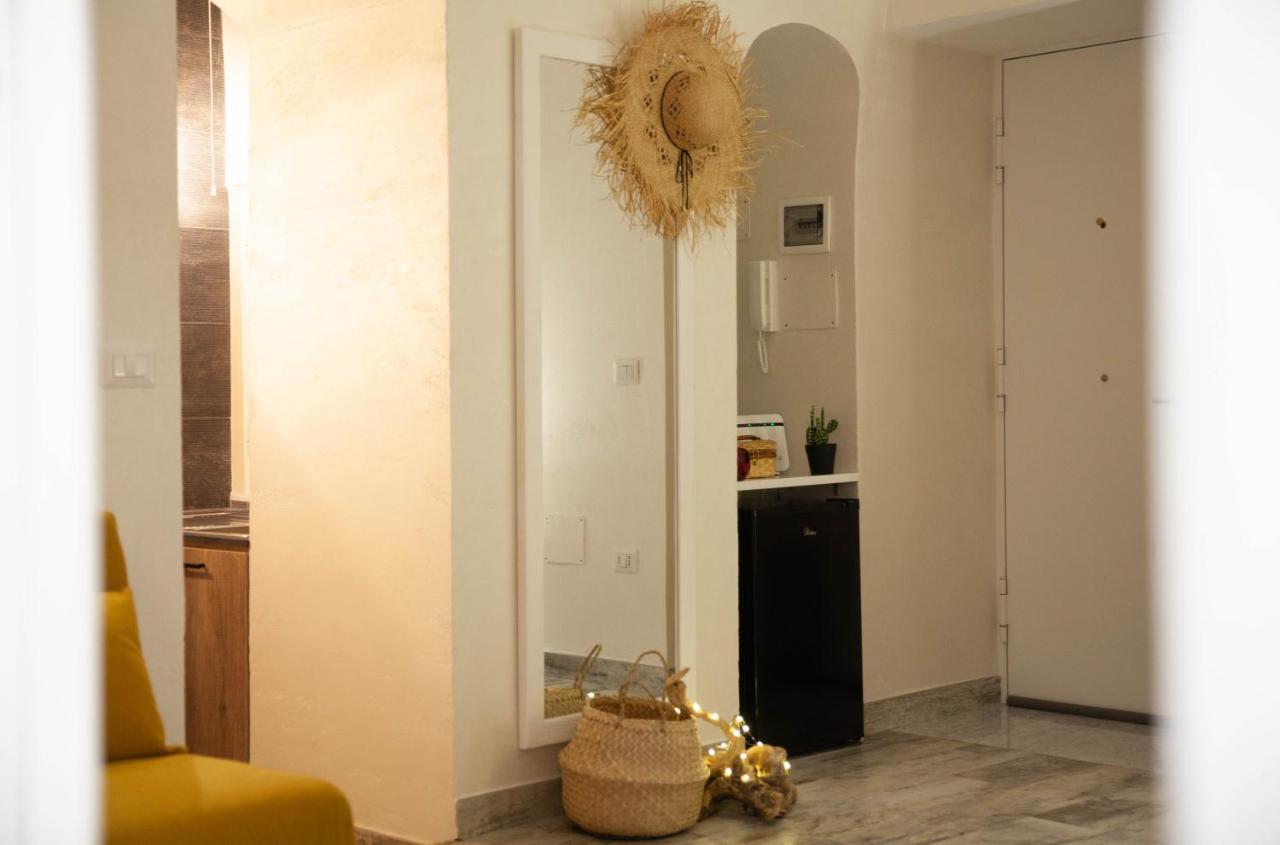 Plebiscito House - Casa Vacanze Napoli エクステリア 写真